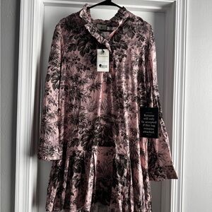 NWT Tuckernuck Tate Dress.